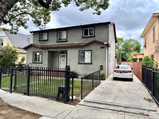Property photo for 145 E 36th, Los Angeles, CA