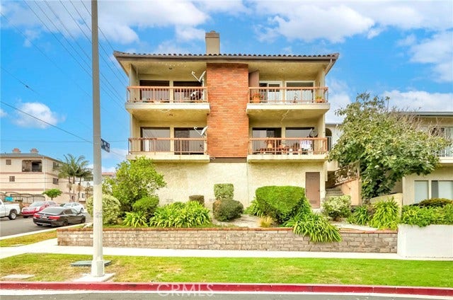 Property photo for 912 W 18th ST, #2A, San Pedro, CA
