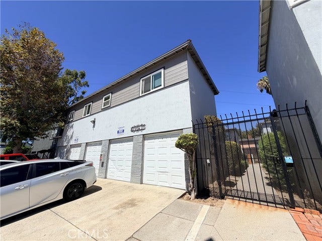Property photo for 617 Kew ST, #1, Inglewood, CA