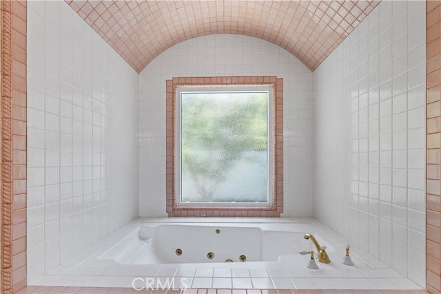 831 Pomello, Claremont, CA 91711