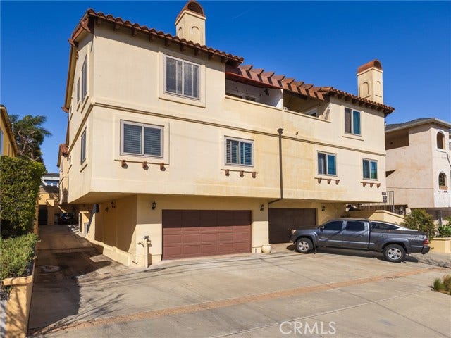 Property photo for 535 E Walnut AVE, #A, El Segundo, CA