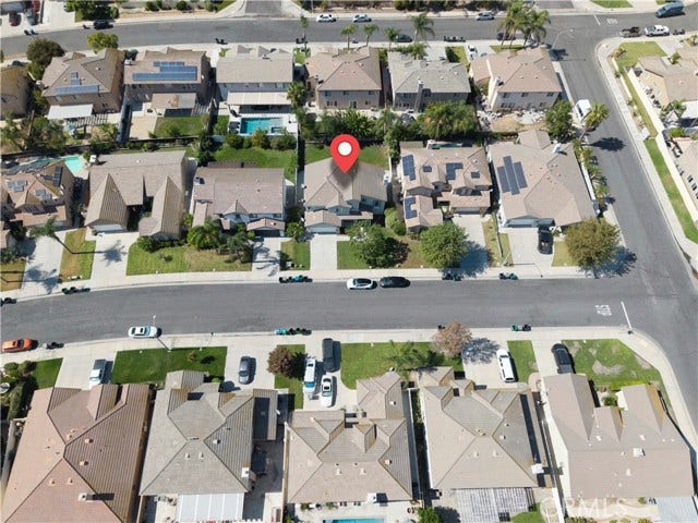 6303 Plum AVE, Corona, CA 92880