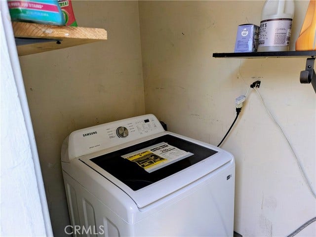 1001 N Mariposa, Los Angeles, CA 90029
