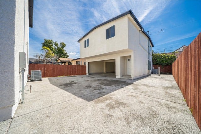 Property photo for 238 W 84th, Los Angeles, CA