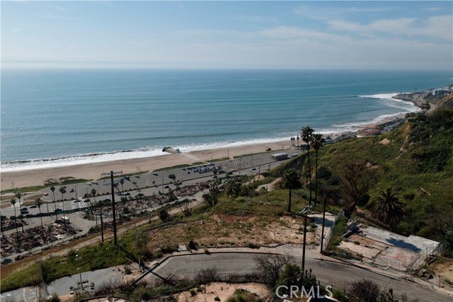 Property photo for 405 N Puerto Del Mar, Los Angeles, CA