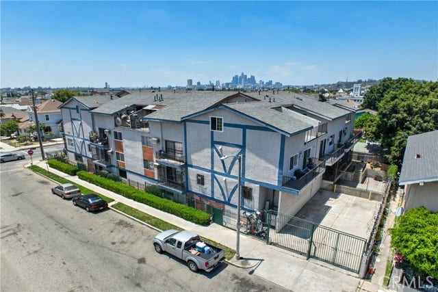 Property photo for 2505 Hancock, Los Angeles, CA