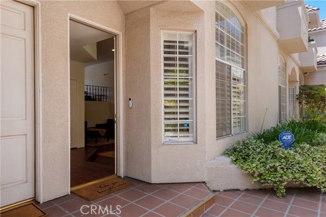Property photo for 813 N Martel AVE, #2, Los Angeles, CA