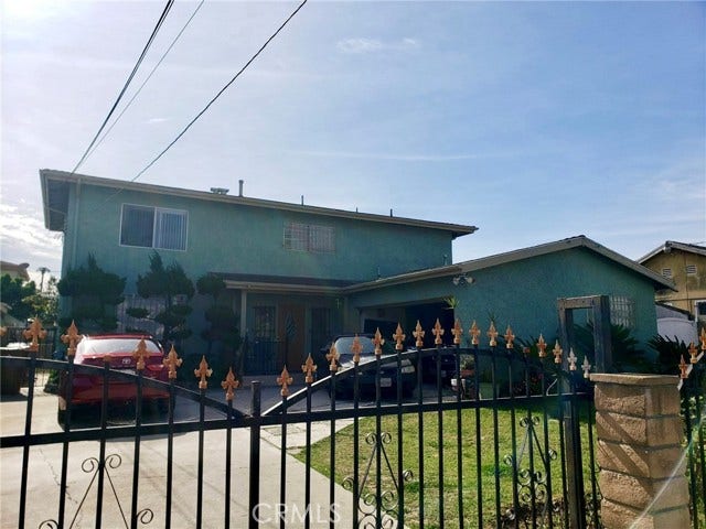 Property photo for 1500 W 107th, Los Angeles, CA