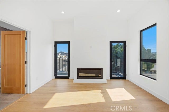 10158 Regent Street, Los Angeles, CA 90034