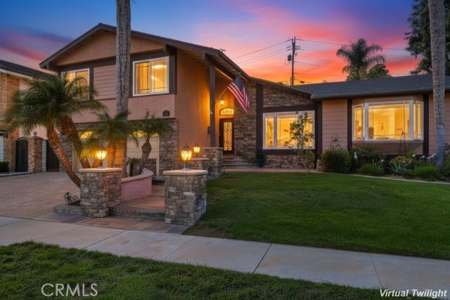 5550 E Edgemar, Anaheim, CA 92807