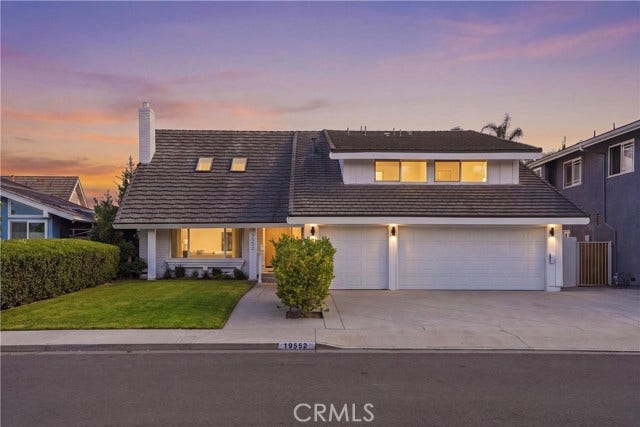 Property photo for 19552 Helena CIR, Huntington Beach, CA