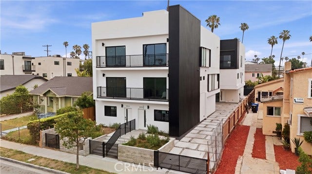 Property photo for 1428 S Cloverdale AVE, Los Angeles, CA