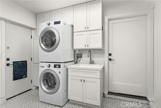 17515 Via Lindo, Tustin, CA 92780 17515 Via Lindo, Tustin, CA 92780