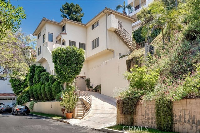 Property photo for 3286 N Knoll Drive, Hollywood Hills, CA