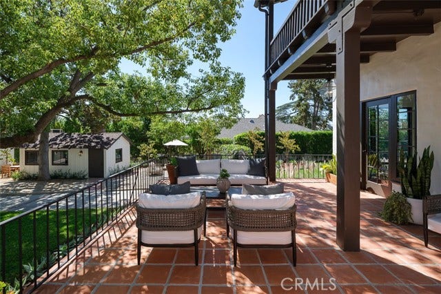 2098 Roosevelt, Altadena, CA 91001