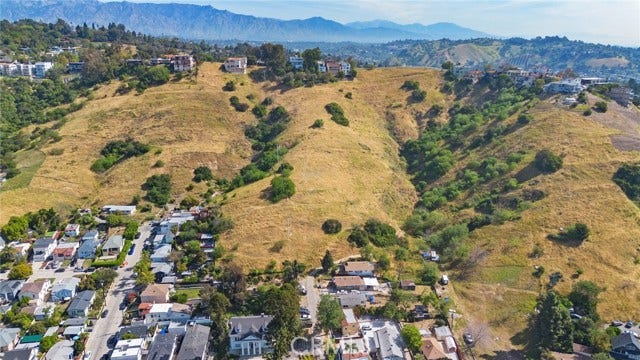 Property photo for 3535 Thorpe Avenue, Los Angeles, CA