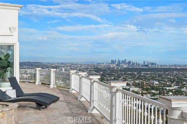 Property photo for 8527 Hedges Way, Los Angeles, CA