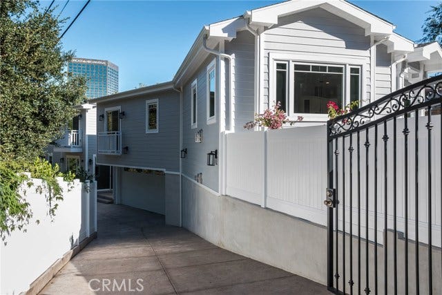 Property photo for 3698 1/2 Fredonia DR, Los Angeles, CA