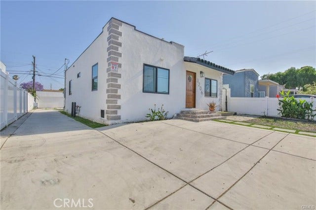 Property photo for 3206 W 59th ST, Los Angeles, CA