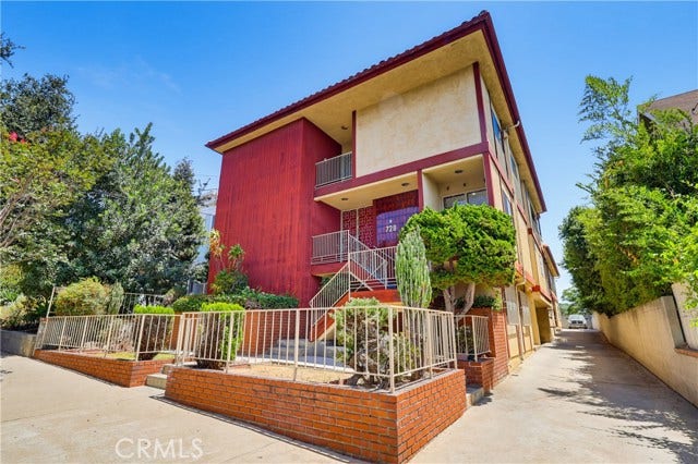 Property photo for 728 E Kensington RD, Los Angeles, CA