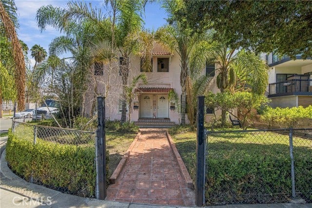 Property photo for 846 N Harvard BLVD, Los Angeles, CA