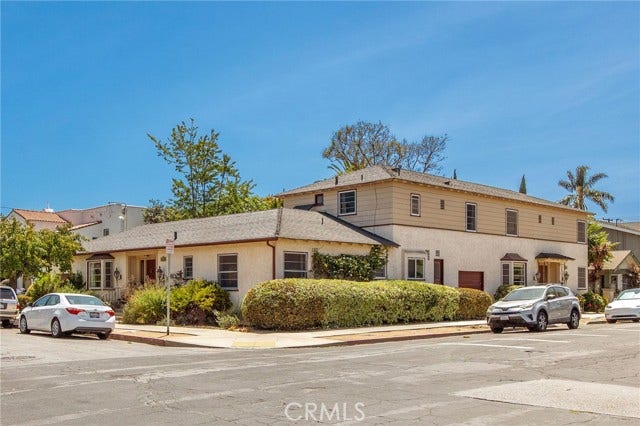 Property photo for 249 Loma AVE, Long Beach, CA
