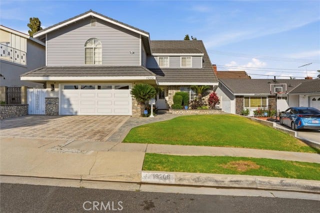 Property photo for 19206 Andmark AVE, Carson, CA