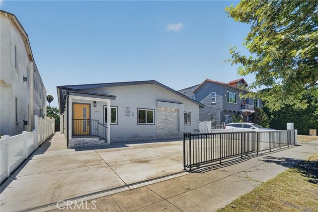 Property photo for 2937 10th AVE, Los Angeles, CA