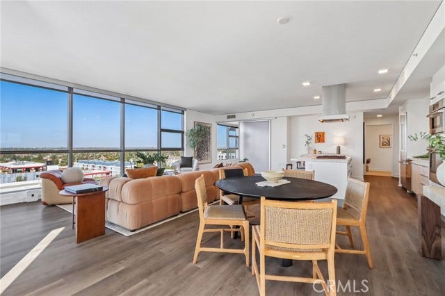 9 MacArthur Place, #1507, Santa Ana, CA 92707