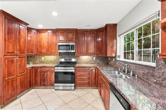10235 Oklahoma, #2, Chatsworth, CA 91311 10235 Oklahoma, #2, Chatsworth, CA 91311