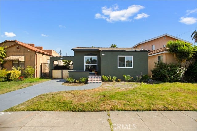 Property photo for 1452 W 61st, Los Angeles, CA