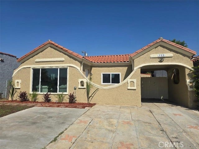 Property photo for 739 W 102nd, Los Angeles, CA