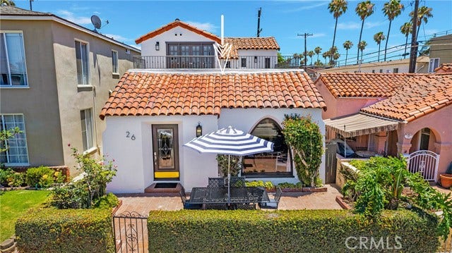Property photo for 26 La Verne, Long Beach, CA