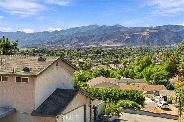 19015 Envoy, Corona, CA 92881