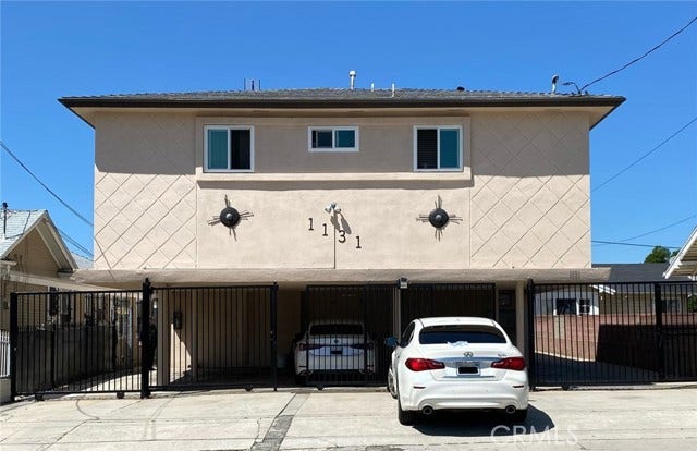 Property photo for 1131 N Kenmore AVE, #4, Los Angeles, CA