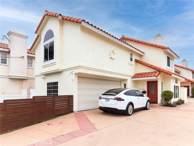 Property photo for 2703 Huntington LN, #A, Redondo Beach, CA