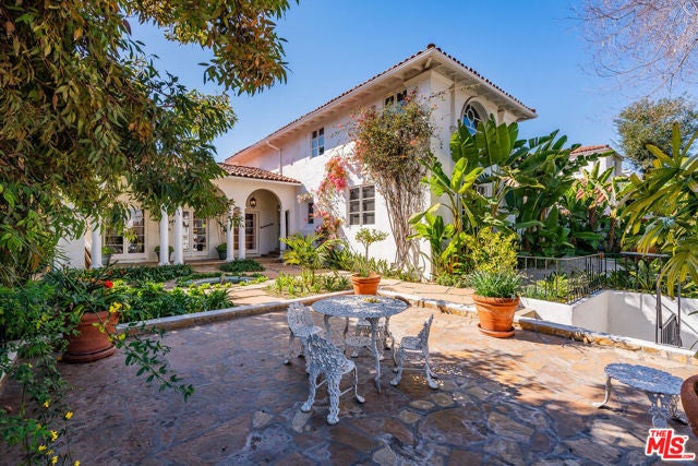 Property photo for 933 THAYER Avenue, Los Angeles, CA