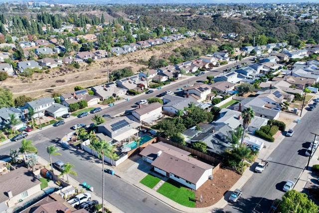 5565 Mount Aconia Way, San Diego, CA 92111 5565 Mount Aconia Way, San Diego, CA 92111