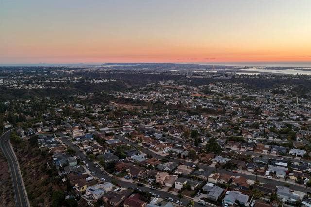 5565 Mount Aconia Way, San Diego, CA 92111 5565 Mount Aconia Way, San Diego, CA 92111