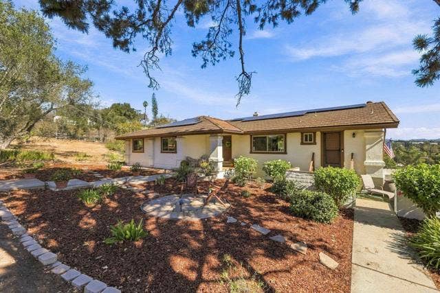 590 Elm Tree LN, Fallbrook, CA 92028 590 Elm Tree LN, Fallbrook, CA 92028