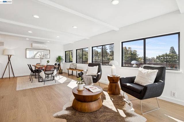 1085 STERLING AVE, Berkeley, CA 94708 1085 STERLING AVE, Berkeley, CA 94708