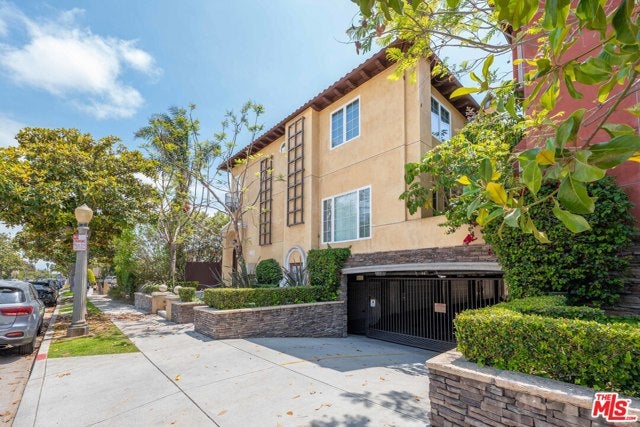 Property photo for 3833 Huron Avenue, #4, Culver City, CA