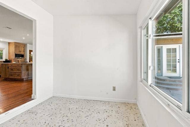 307 Aldwych RD, El Cajon, CA 92020