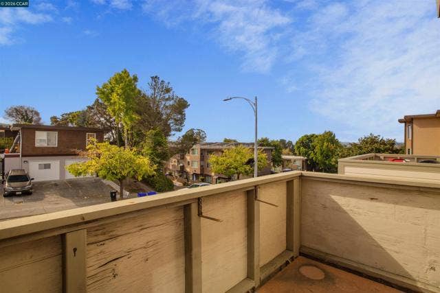 3161 Birmingham Dr, #205, Richmond, CA 94806