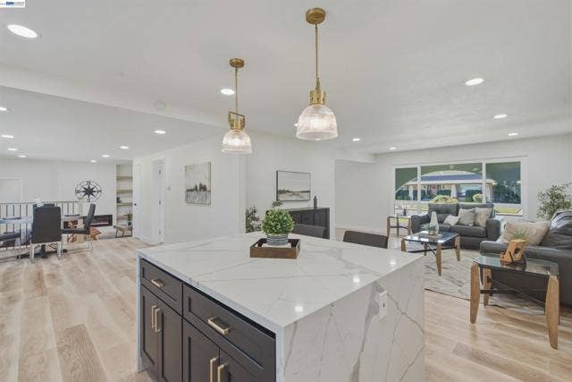 92 Dubost Ct, Danville, CA 94526