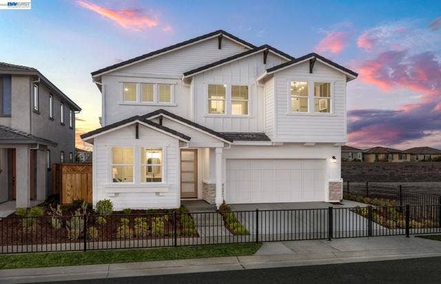 Property photo for 325 E Beatrice Avenue, Unknown, CA