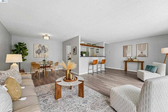 811 York St, #136, Oakland, CA 94610