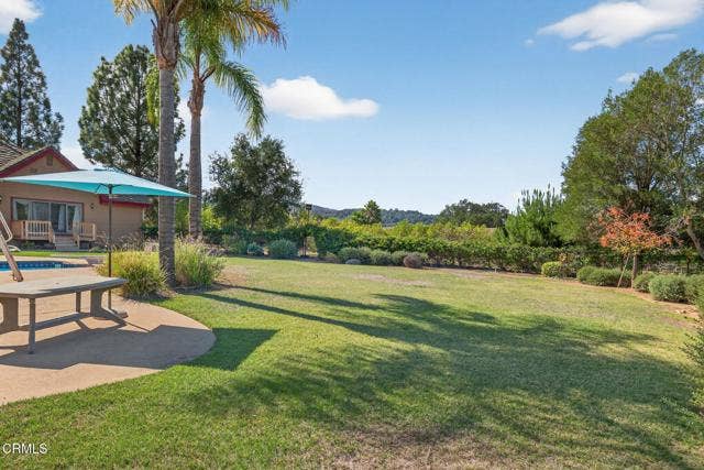 98-web-or-mls-UpmarketMedia-1125Spr-278