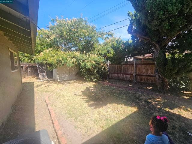 701 Dundee Way, Stockton, CA 95210