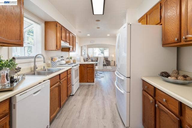 21743 #8 Princeton, Hayward, CA 94541